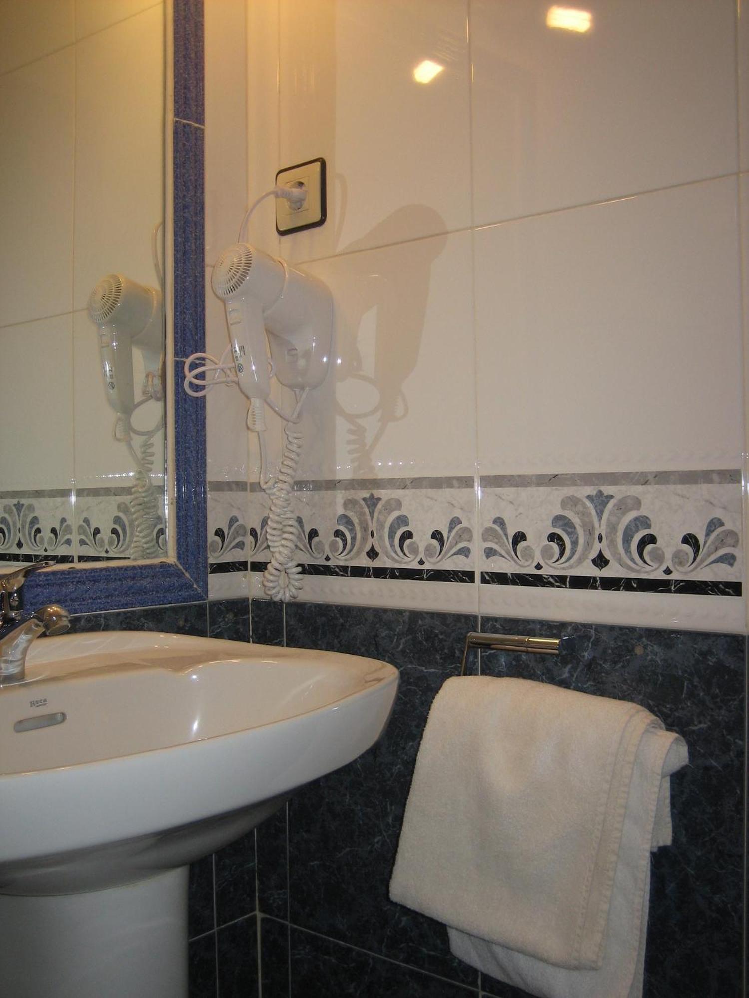 Habitación Doble con cama supletoria